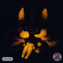 Load image into Gallery viewer, Aux Relaxed Channel 00-30 UV GITD