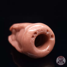 Load image into Gallery viewer, Aux Relaxed Channel 00-20 Hot Dog