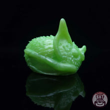 Load image into Gallery viewer, Nanner Bat Loaf Squish - Smol - Soft