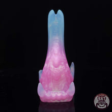 Load image into Gallery viewer, Spire Large 00-31 Crystal Candy