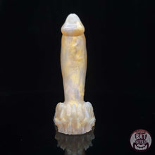 Load image into Gallery viewer, Rend Small 00-30 Gilded Crystals