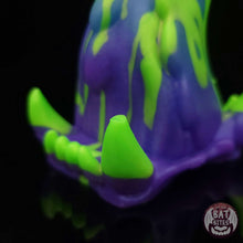 Load image into Gallery viewer, FLOP Spire Medium 00-30 Alien Candy