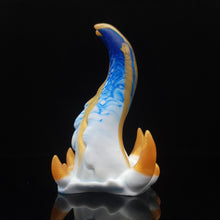 Load image into Gallery viewer, Spire Medium 00-50 Gilded Delftware