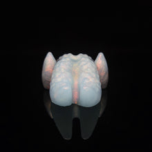 Load image into Gallery viewer, Obsidian's Maw Small 00-20 Fire Opal