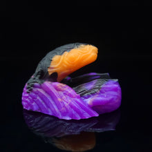 Load image into Gallery viewer, Dominion Packer Small 00-20