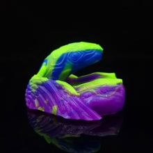 Load image into Gallery viewer, Dominion Packer Small 00-20 Alien Candy