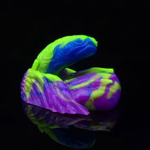 Load image into Gallery viewer, Dominion Packer Medium 00-20 Alien Candy