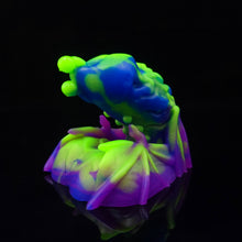 Load image into Gallery viewer, Diadem Packer Medium 00-20 Alien Candy