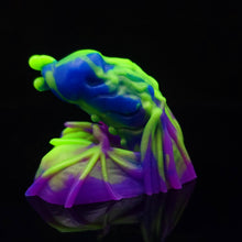 Load image into Gallery viewer, Diadem Packer Medium 00-20 Alien Candy