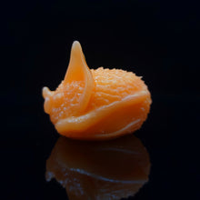 Load image into Gallery viewer, Nanner Bat Loaf Squish - Smol - 00-20