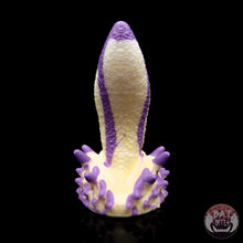 Load image into Gallery viewer, Atratus Medium 00-20 Lavender Tea Cake UV GITD
