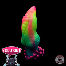 Load image into Gallery viewer, Carnivore Medium 00-30 Sour Candy UV GITD
