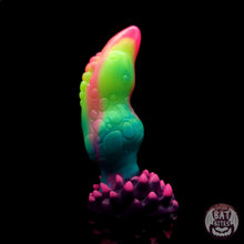 Load image into Gallery viewer, Carnivore Medium 00-30 Sour Candy UV GITD
