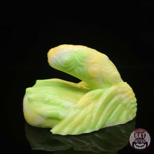 Load image into Gallery viewer, Dominion Packer Medium 00-20 Frozen limeade
