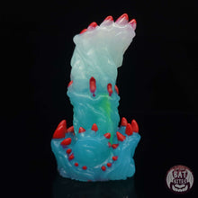 Load image into Gallery viewer, Pitch Small 00-31 Shark Bite Cocktail
