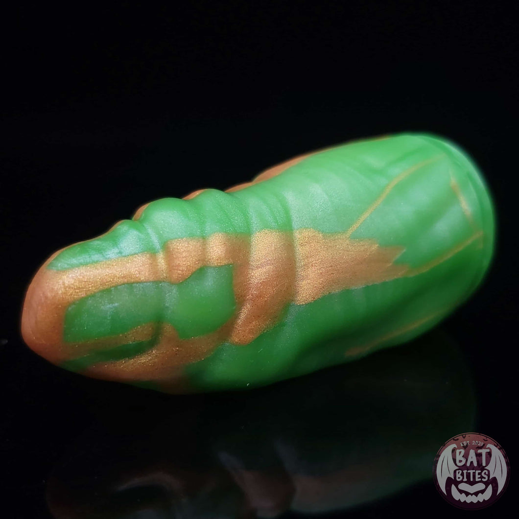 Aux Gen 1 Relaxed Short Channel 00-30 Caramel Apple