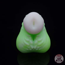 Load image into Gallery viewer, Beau&#39;s Sheath Medium 00-20 Ectoplasm
