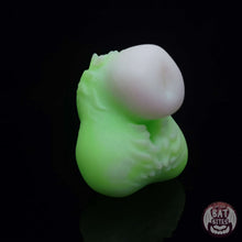 Load image into Gallery viewer, Beau&#39;s Sheath Medium 00-20 Ectoplasm
