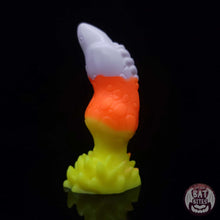 Load image into Gallery viewer, Carnivore Small 00-30 Candy Corn
