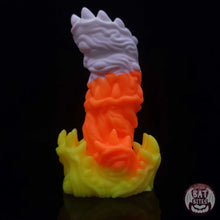 Load image into Gallery viewer, Pitch Small 00-30 Candy Corn
