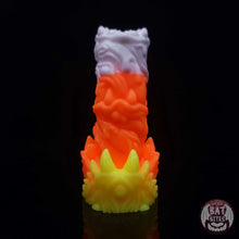 Load image into Gallery viewer, Pitch Small 00-30 Candy Corn
