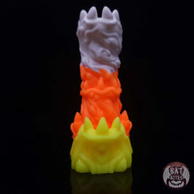 Load image into Gallery viewer, Pitch Small 00-30 Candy Corn
