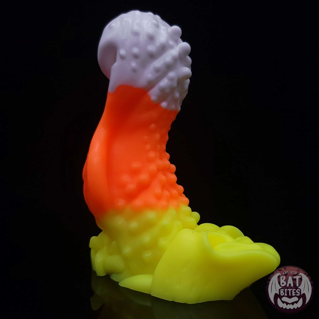 Hemlock Small 00-30 Candy Corn
