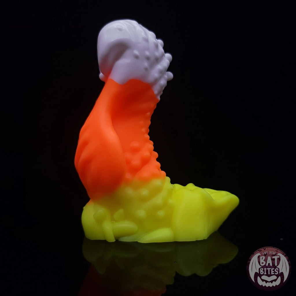 Hemlock Small 00-30 Candy Corn