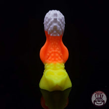 Load image into Gallery viewer, Hemlock Small 00-30 Candy Corn
