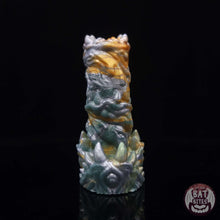 Load image into Gallery viewer, Pitch Small 00-30 Tinsel Tree Extras
