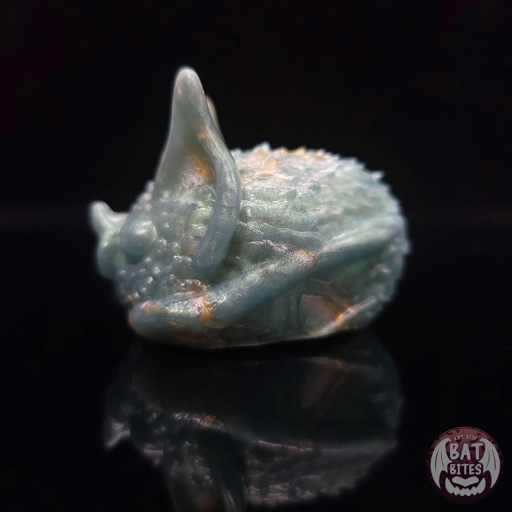 Nanner Bat Loaf Squish - Smol - Soft