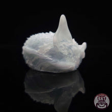 Load image into Gallery viewer, Nanner Bat Loaf Squish - Smol - Near Clear 31
