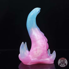 Load image into Gallery viewer, Spire Medium 00-31 Crystal Candy
