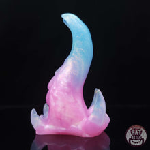 Load image into Gallery viewer, Spire Medium 00-31 Crystal Candy
