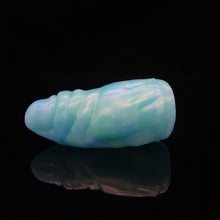 Load image into Gallery viewer, Aux Gen 1 Relaxed Short Channel 00-20 Shimmering Ocean
