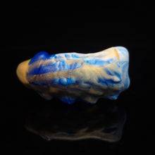 Load image into Gallery viewer, Rend Mini Stroker 00-50 Gilded Delftware
