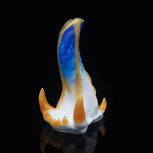 Load image into Gallery viewer, Spire Medium 00-50 Gilded Delftware
