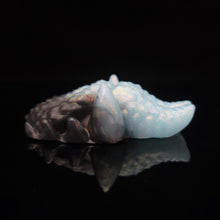Load image into Gallery viewer, Obsidian's Maw Small 00-20 Fire Opal

