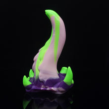 Load image into Gallery viewer, Spire Large 00-30 World Eater
