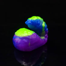 Load image into Gallery viewer, Grub Packer Small 00-20 Alien Candy
